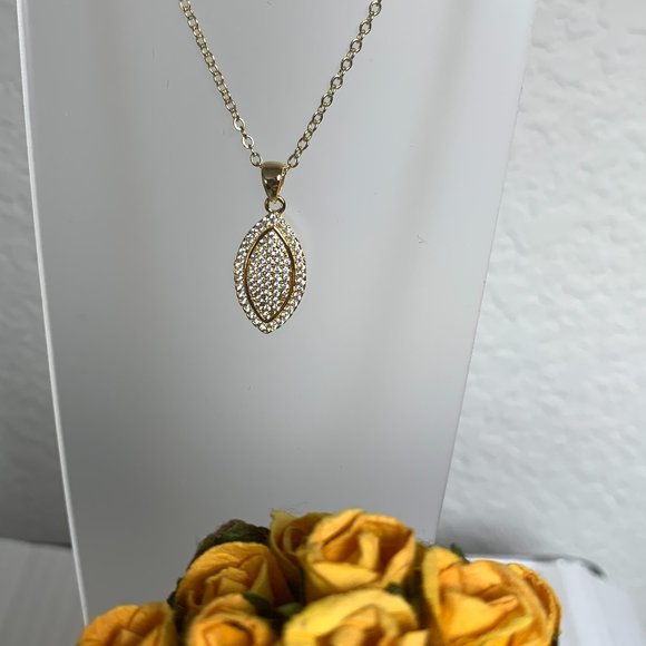 NWOT Gold Tone Pave CZ Pendant + Chain - Picture 1 of 3